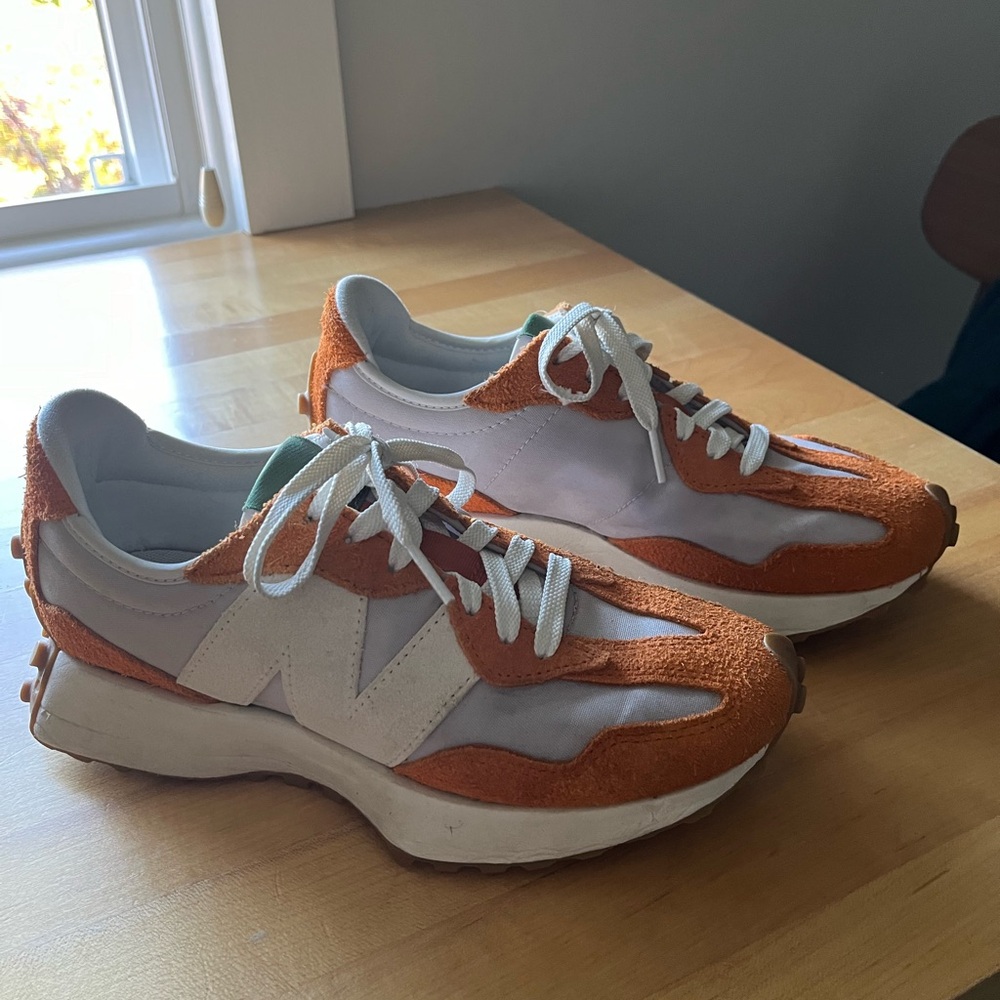 New Balance 327 shoes